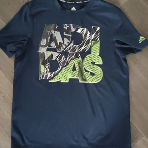 Adidas climalite dry t-shirt like new